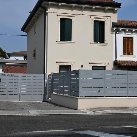 Garofoli Apartments サン・ジョヴァンニ・ルパトート エクステリア 写真